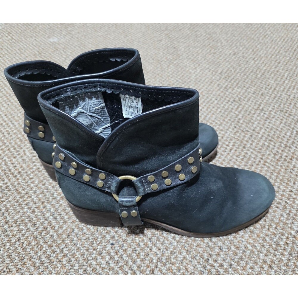 UGG Darling Black Suede Harness Booties SZ 9 Equestrian Studded Western Leather - Picture 2 of 9